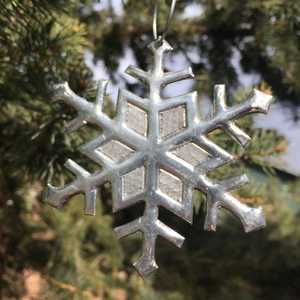 Sculpture murale triangulaire en aluminium, décoration de Noël pour la maison, ornement géométrique moderne pour salon, multi-pièces, lavable - Product Image 1