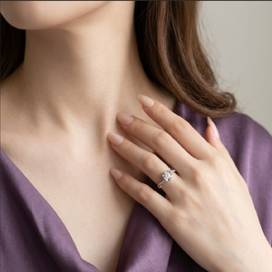 Hongkong แหวนหมั้นแบบกึ่งเม้าท์สำหรับผู้หญิง18K สีพื้นสีขาวทองแท้ VS Si มีการตั้งค่าง่ามเพชรแบบกึ่งเม้าท์คุณภาพดี - Product Image 3