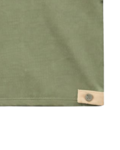 Ensemble décontracté homme été vert olive et beige contrastant, haut sans manches et short, taille à cordon, mélange de coton respirant et confortable - Product Image 4