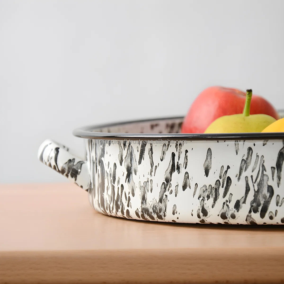 เช่นเดียวกับภาพ