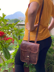 Elegante New Crunch Leather Crossbody Messenger Backpack Bolso de tamaño pequeño - Product Image 6
