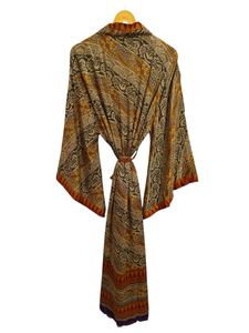 ชุดคลุมยาวระดับข้อเท้า ผ้าไหมหลากสี ชุดนอน ชุดคลุมสไตล์อินเดีย วินเทจ ผ้าไหมซารีรีไซเคิล คิโมโน - Product Image 4