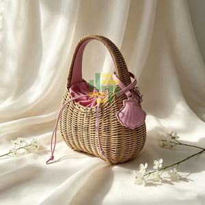 Bolso de mano de paja para mujer, estilo bohemio, con asa única, aplique de concha rosa, para uso diario en verano - Product Image 1