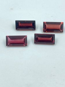 Granate rojo natural de alta calidad, corte rectangular, color rojo intenso, 7,49 quilates, 5x10 mm, 4 piezas para la fabricación de joyas - Product Image 1