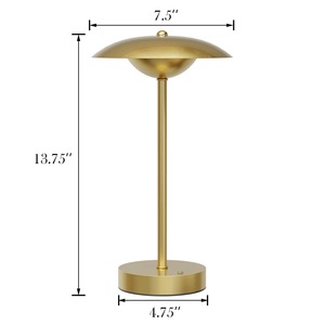 Lámpara de Mesa Minimalista de Latón con Acabado Dorado Mate, Iluminación de Mesa Contemporánea - Product Image 3