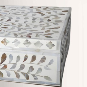 Caja Organizadora Decorativa con Incrustaciones de Madreperla Premium, Hecha a Mano, Solución de Almacenamiento de Joyería de Lujo Árabe para el Hogar, Comercio Minorista y Hoteles - Product Image 5