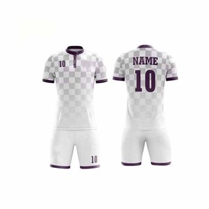 Ensemble d'uniformes de football OEM avec logo personnalisé, tenue de football à séchage rapide pour l'entraînement sportif - Product Image 1