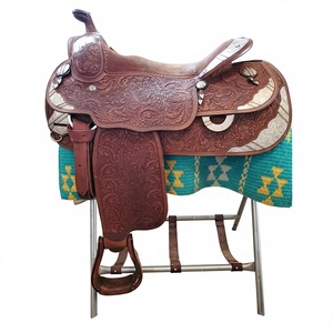 Selle de course anglaise en cuir véritable sur mesure avec design gravé, arceau en bois, confortable, durable, imperméable et absorbant la transpiration - Product Image 4