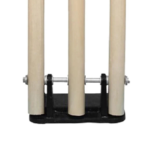 Ensemble de piquets de cricket haut de gamme en bois de frêne, piquets durables pour les sports professionnels et les académies de cricket - Product Image 3