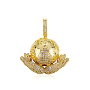 จี้รูปโลกในมือคุณ สไตล์ฮิปฮอป คุณภาพพรีเมียม ทำจากทองและเงิน สำหรับแฟชั่นแร็ปเปอร์ ราคาไม่แพง - Product Image 2