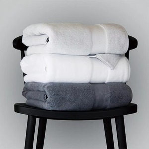 High GSM Luxury <b>Bath</b> <b>Towel</b> Soft Cotton Quick Dry Wholesale Hotel Collection OEM Custom Available White Cotton <b>Bath</b> <b>Towel</b> <b>Set</b> - Product Image 4