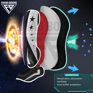 Nouvel Arrivage Protège-tibias en Cuir Blanc et Noir pour MMA, Kickboxing, Muay Thai, Arts Martiaux, avec Fermeture Auto-agrippante – Équipement de Boxe Protecteur - Product Image 5