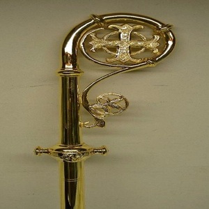 Crosse d'évêque décorative en laiton, artisanale, avec motif de dragon, finition dorée, élégante, bâton de marche cérémoniel pour l'église - Product Image 2