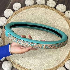 Housse de volant de voiture de haute qualité 2026 avec design luxueux en cuir de vachette travaillé à la main, confortable et personnalisée pour l'intérieur de la voiture - Product Image 4