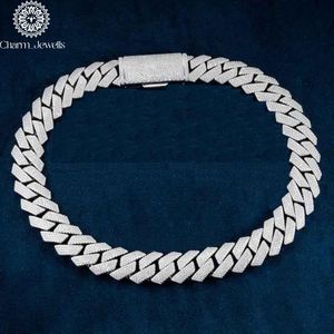 Collar Charm Jewells para Hombre con Perla de Agua Dulce y Moissanita Certificada IGI, Corte Brillante en Forma de Bola, Plata 925 con Baño de Oro de 14K - Product Image 1
