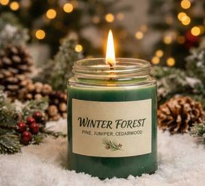 Vela Aromática Ecológica de Cera de Soja y Parafina con Aroma a Bosque Invernal para Fiestas en Casa y Navidad - Hecha a Mano - Product Image 2