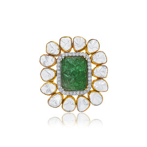 Floral Deluxe Polki and Diamond <b>Ring</b> The Golden Dominion of Sparkling Grandeur An 18K Yellow Gold Band <b>Crowned</b> with a Brilliant - Product Image 3