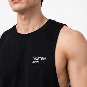 Débardeur sans manches noir à col rond pour homme Oneten Apparel, imprimé lettres, décontracté, tricoté, style muscle - Product Image 1