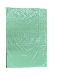 Rollos de Tela Tejida de Polipropileno Verde con Impresión Flexográfica Impermeable para Embalaje Industrial de Almacenamiento y Transporte - Product Image 5