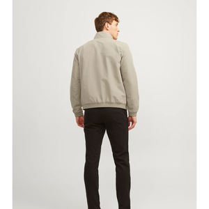 Blouson Bomber Homme Personnalisé avec Logo OEM, Rembourré, à Poches Cargo, Coupe-Vent, Effet Délavé, Matelassé, Style Vintage Streetwear - Product Image 6