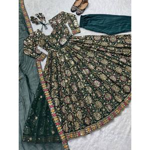 Robe Anarkali de créateur avec pantalon et dupatta, nouveau style chic, vêtements indiens et pakistanais - Product Image 4