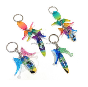 Porte-clés fantaisie avec animaux marins colorés, inspiré de l'ambiance de la plage - Product Image 3