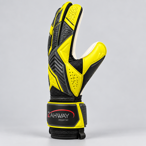 Gants de gardien de but de football personnalisés confortables avec protection des doigts, gants de gardien de but de football professionnels pour unisexe - Product Image 3