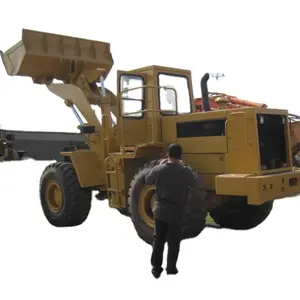 Used wheel loader Caterpillar 966G loading, Loading service for Caterpillar 966 loader