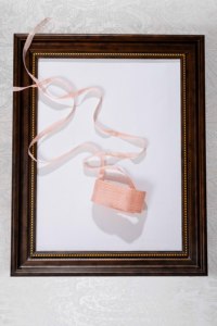 Écharpe fine tendance en CUPRO, collier élégant 73% CUPRO, 27% POLYESTER, accessoire de mode pour femme - Product Image 2