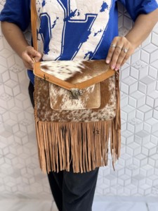 Cheveux sur cacher fourrure Offre Spéciale Style occidental peau de vache fourrure frange sac à main sac à bandoulière bohème sacs à franges nouveau Design gitane sacs à franges - Product Image 5