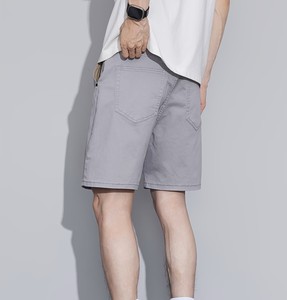 Shorts en jean pour homme, extensibles, tendance, couleur unie, polyvalents, à la mode, shorts en jean de petite taille pour l'été - Product Image 3