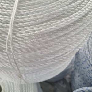 Grande vente 6mm 7mm 8mm 3 brins polypropylène Danline corde haute densité, PP corde torsadée Vietnam fabricant - Product Image 6