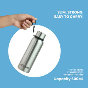 Active lifestyle stainless steel hydration flask with integrated carrying handle protected sip opening durable reusable design - Product Image 1