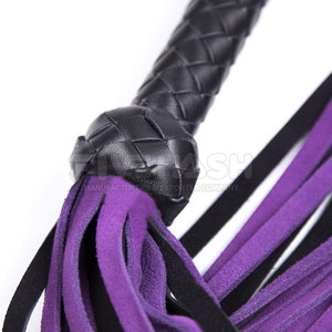 Leather <b>Flogger</b> Classic Leather Strips Smooth Finish Durable Build Leather <b>Flogger</b> Simple Use Control - Product Image 3