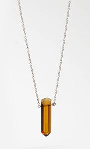 Collier pendentif obélisque géométrique hexagonal en argent sterling 925 avec quartz naturel Vino Prism Cognac - Product Image 3