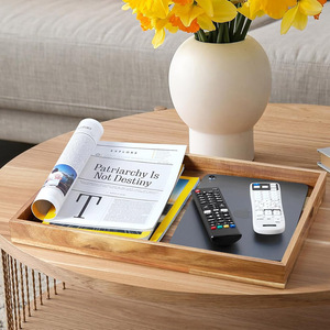 Plateau rectangulaire élégant en bois d'acacia avec poignées pour servir quotidiennement des aliments dans la cuisine ou le café à la maison Plateau léger et durable - Product Image 3