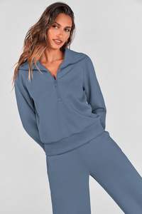 Conjunto de chándal con capucha de forro polar para mujer, top de manga larga, ropa cómoda para estar en casa, sudadera con capucha de terciopelo y pantalones. - Product Image 4