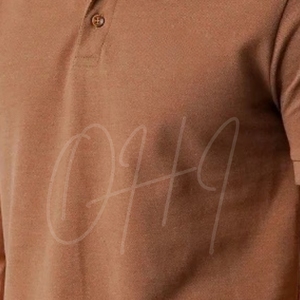 เสื้อยืดคอกว้างสีน้ำตาลธรรมชาติ แขนสั้น ผ้าฝ้าย ทรงหลวม สบายๆ สำหรับผู้ชาย เป็นมิตรกับสิ่งแวดล้อม แห้งเร็ว ระบายอากาศดี ขายส่งจำนวนมาก - Product Image 6