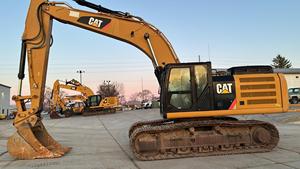 Excavatrice Caterpillar 330FL 2023, 119 kW, 22 tonnes, hydraulique, sur chenilles, avec moteur, capacité de la benne de 0,2 m³, travaux de terrassement - Product Image 4