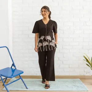 Ensemble deux pièces brodé noir pour femmes, col en V, manches bouffantes, tunique florale, pantalon à jambes larges, décontracté, élégant, ethnique, à porter au quotidien - Product Image 6