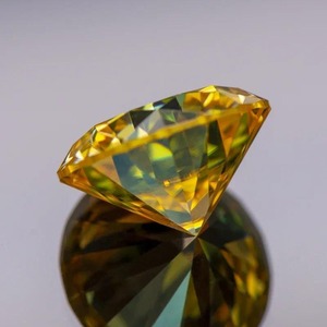 Diamant de laboratoire CVD rond jaune 1 carat VVS2 certifié IGI, taille excellente 3EX, pour bague de fiançailles, fournisseur de bijoux fins en gros - Product Image 4