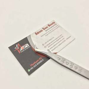 แหนบต่อขนตาแบบมืออาชีพ 90 องศา ด้ามจับรูปหัวใจ พร้อมโลโก้สั่งทำพิเศษ สำหรับต่อขนตาแบบวอลุ่ม - Product Image 3