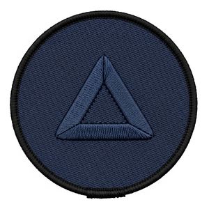 Emblema Masónico Bordado Color Granate con Símbolo de Triángulo y Cuadrado Negros, Insignia Termoadhesiva para Uniformes de Logia - Product Image 4