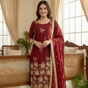 Conjunto de diseñador de organza pura y poliéster de seda, completamente cosido, listo para usar, con bordado pesado y lentejuelas, top, pantalón palazzo y dupatta. - Product Image 1