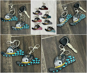 Porte-clés en cuir de vachette façonné à la main style western, motif chapeau et cartes à jouer, design carreaux Rodeo, cadeau souvenir en gros - Product Image 3