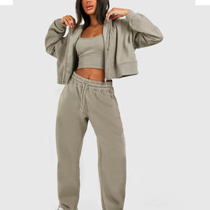 Conjunto deportivo personalizado de dos piezas para mujer, diseños de chándal para correr, para uso en exteriores, ropa deportiva para mujer. - Product Image 1