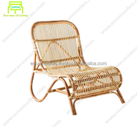 Fauteuil à bascule réglable au design contemporain pour personnes âgées - Confortable, avec structure en bambou et osier résistant aux intempéries, idéal pour chambre, maison ou bureau
