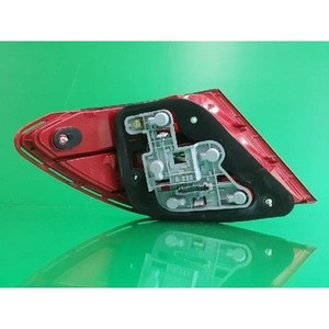 ไฟท้ายด้านนอกขวาฝั่งผู้โดยสารสำหรับรถยนต์ C-class รุ่น 2048202064 - Product Image 4