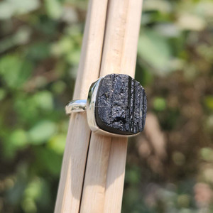 Bague en argent sterling 925 en forme de coussin simple faite à la main avec de la tourmaline noire originale Moissanite nouveauté bijoux en gros - Product Image 6