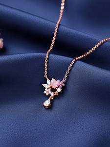 Collier pendentif fleur en argent sterling 925 plaqué or rose Blushing Blooms pour femme, bijou floral délicat, cadeau - Product Image 6
